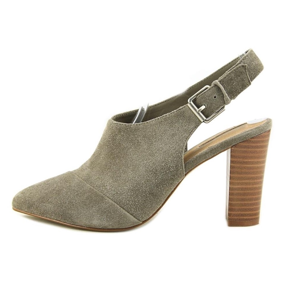 🆕 Tahari Adonna Suede Pointed Slingback Heels